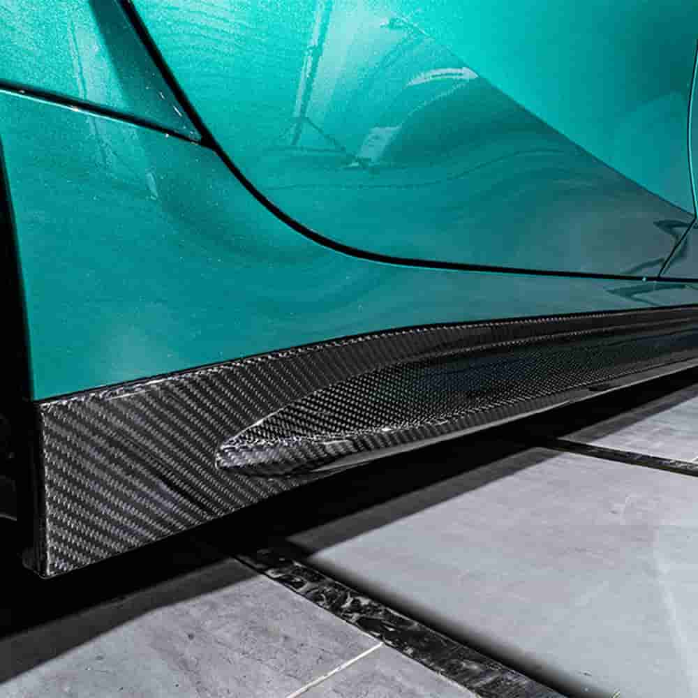 تنانير جانبية من ألياف الكربون — BMW G80/G82