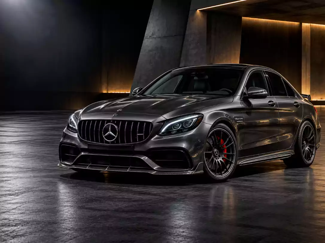 صورة توضيحية لطراز Mercedes-AMG C63 · W205