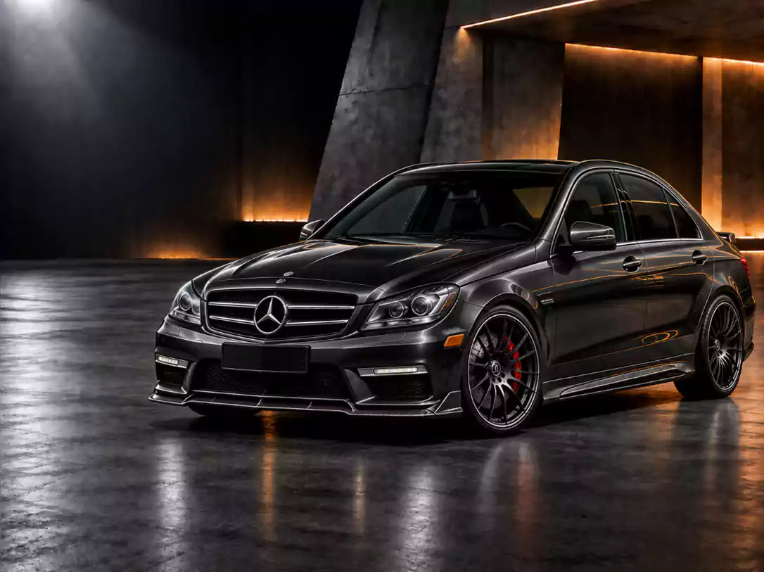 صورة توضيحية لطراز Mercedes-AMG W204 C-Class