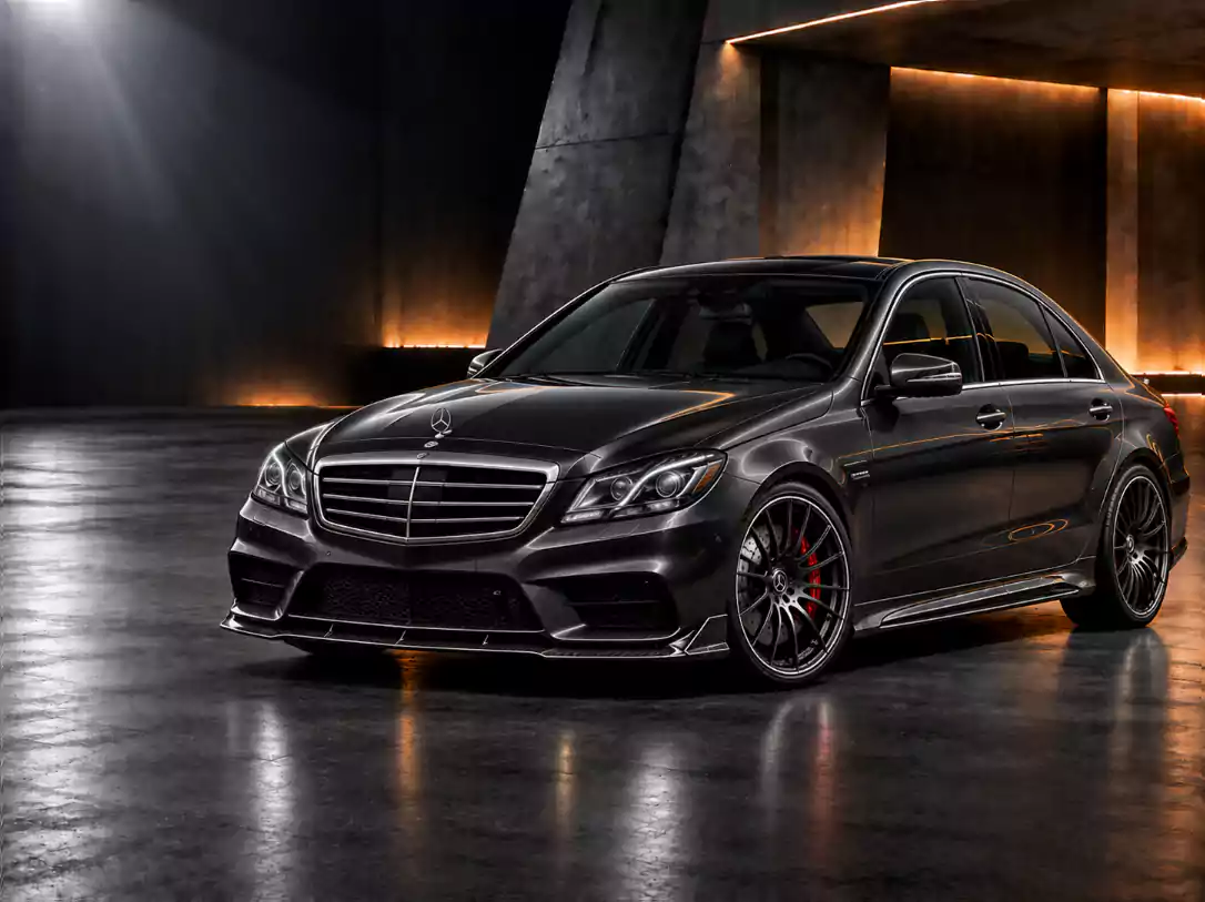 صورة توضيحية لطراز Mercedes-AMG W212 E-Class