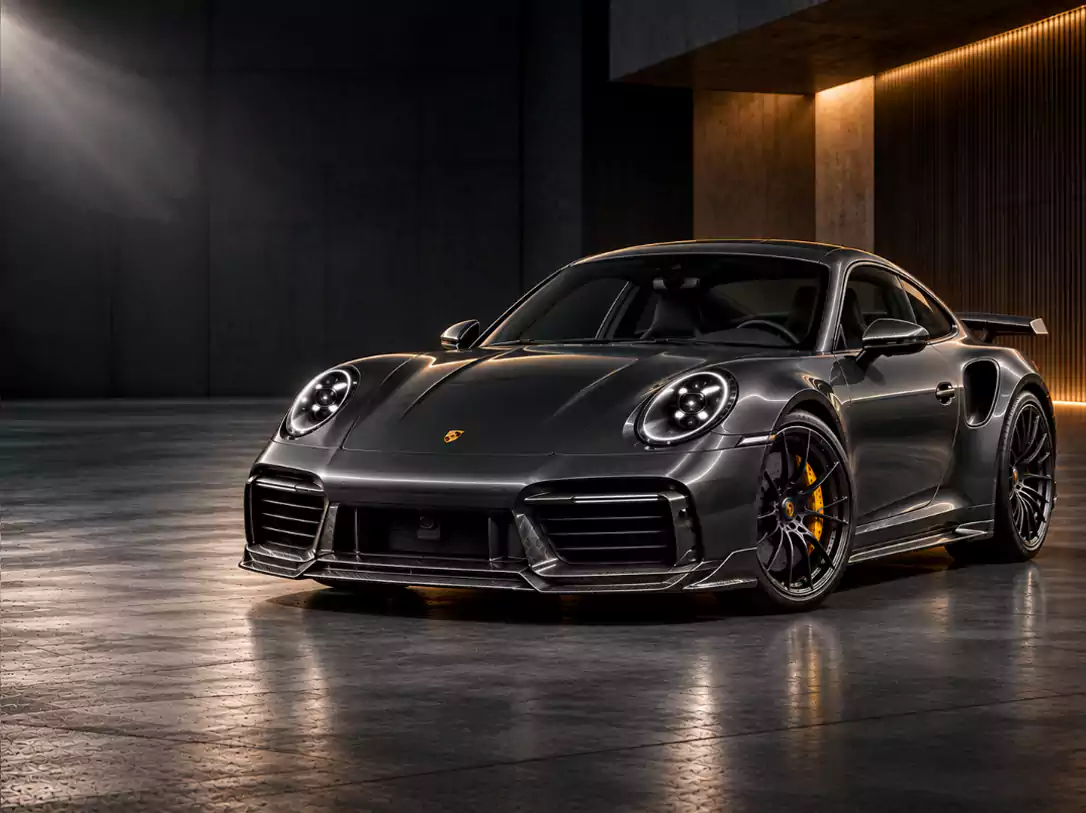 صورة توضيحية لطراز Porsche 992 Turbo